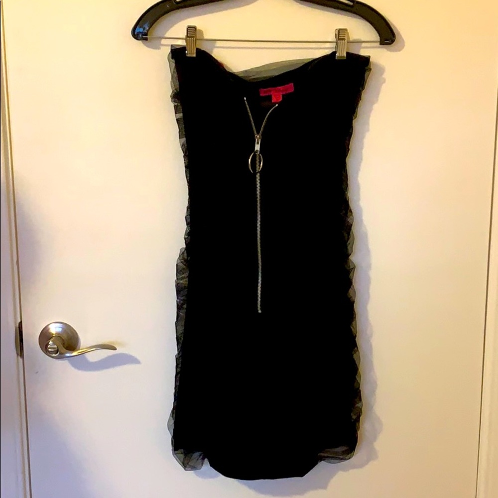 Betsy Johnson black mini dress size 0